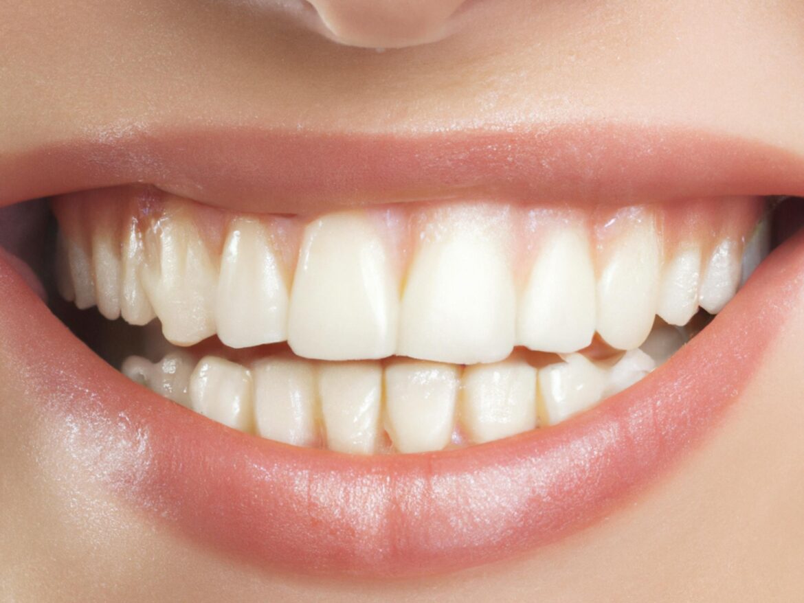 How to Look After Your Teeth While Exploring the World